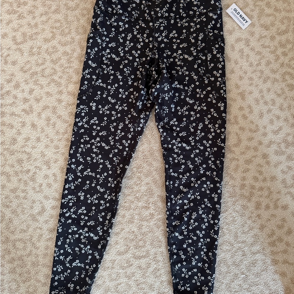 Old Navy High-Waisted PowerSoft 7/8 Pocket Leggings